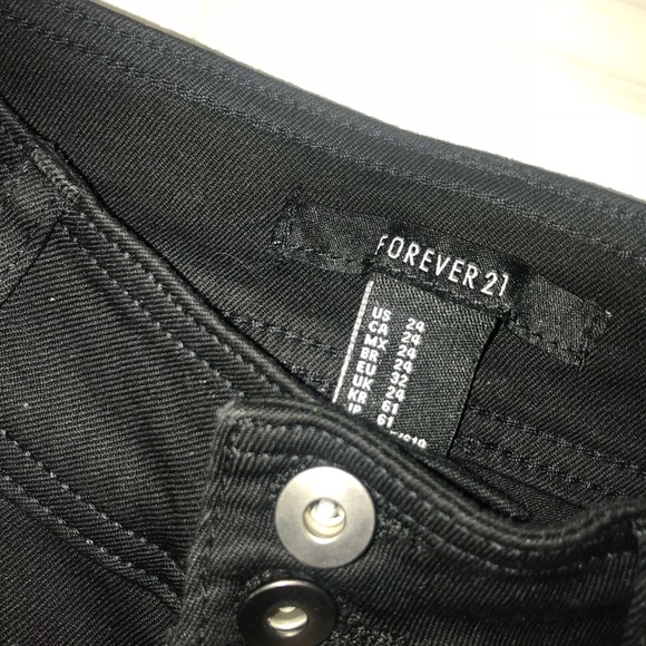 Forever 21 high waisted Black Skinny Jean - Picture 1 of 3